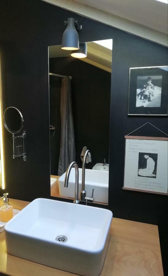 Naiadi Loft Apartment เนเรซีน ภายนอก รูปภาพ