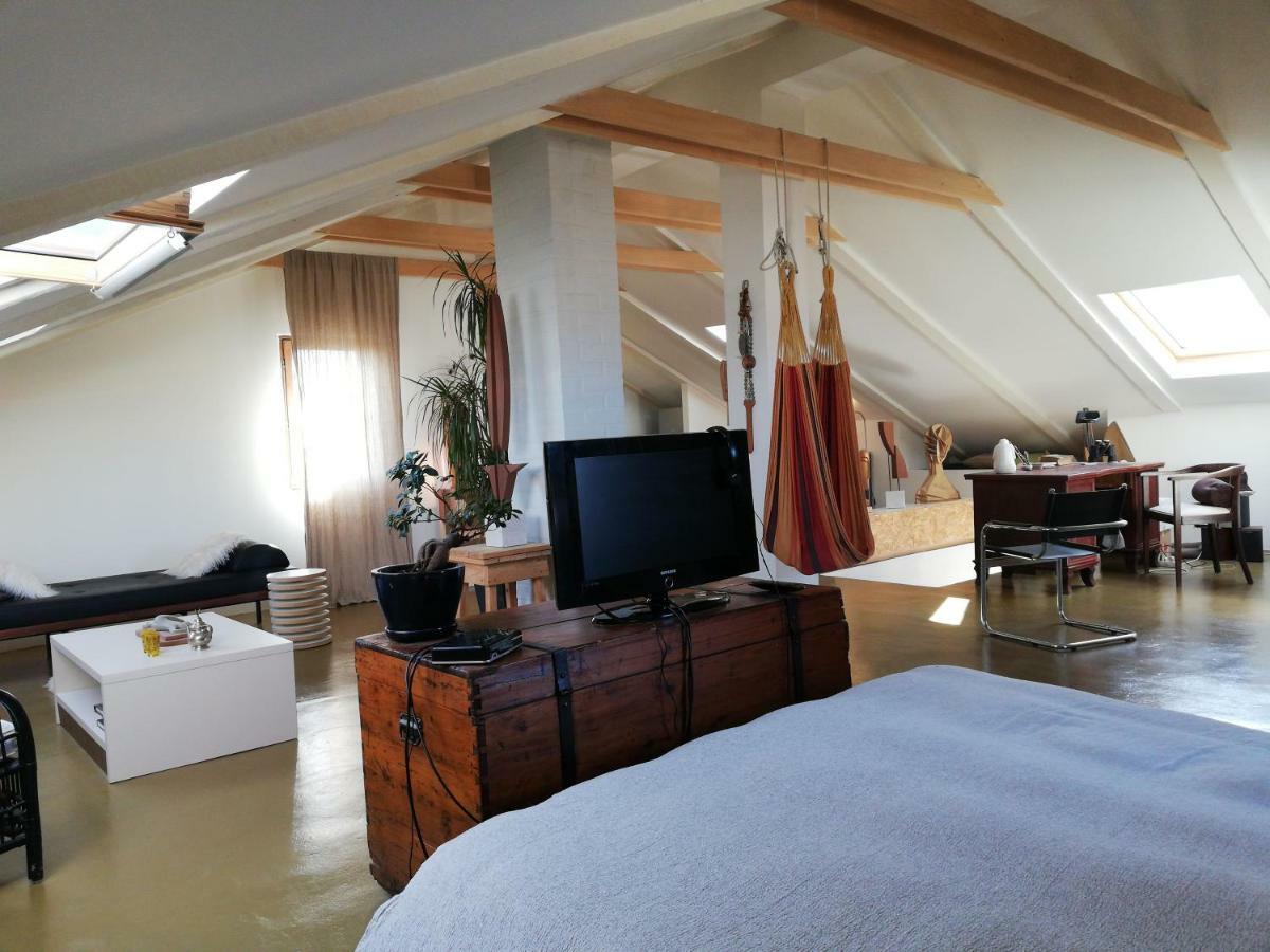 Naiadi Loft Apartment เนเรซีน ภายนอก รูปภาพ