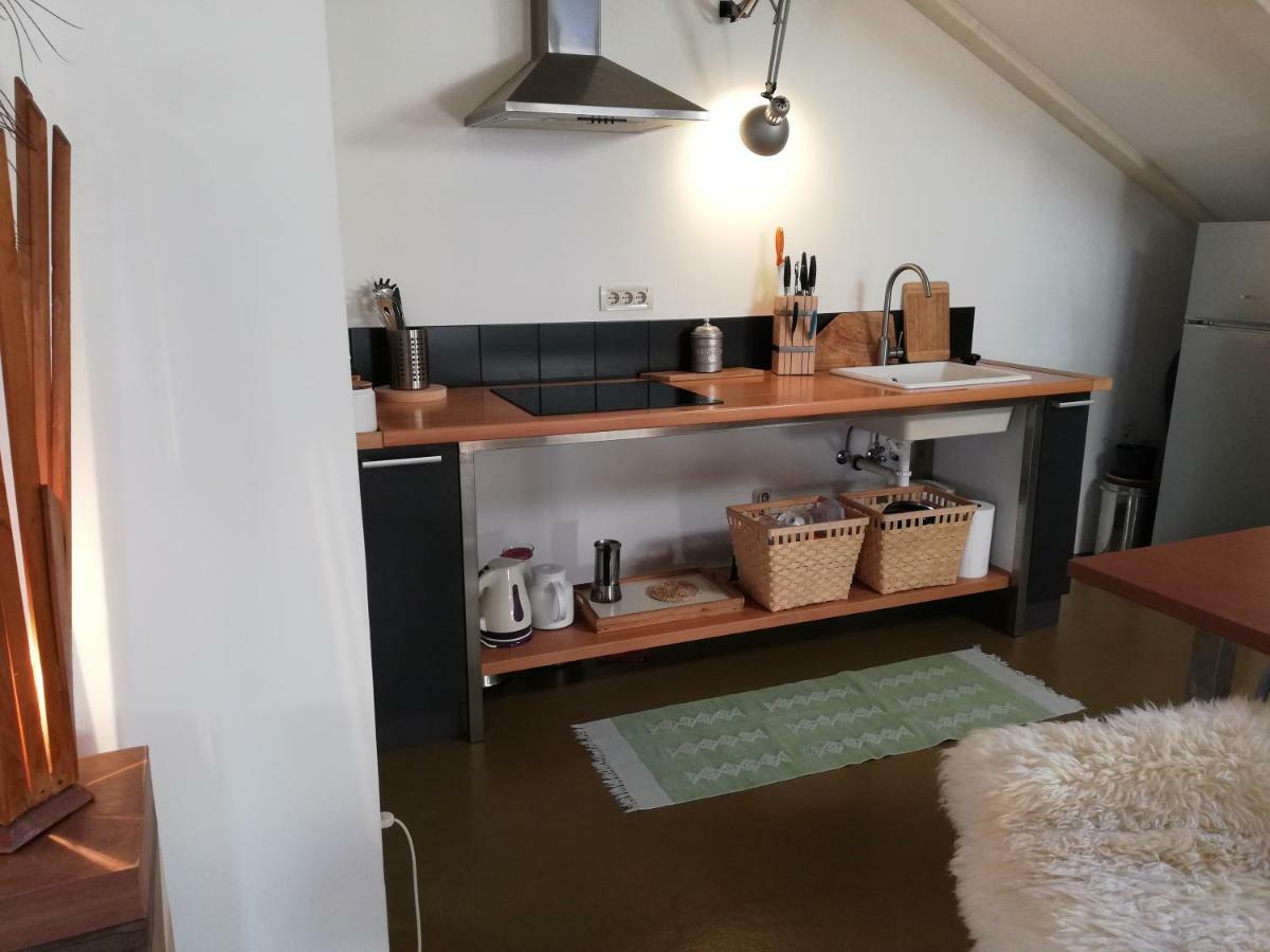 Naiadi Loft Apartment เนเรซีน ภายนอก รูปภาพ